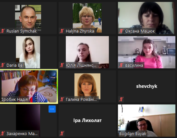 Декан факультету - модератор зустрічі - приклад організованості і відповідальності